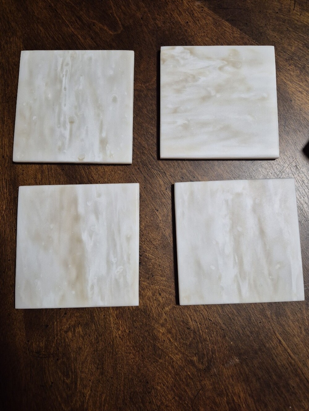 Set of 4 Acrylic Marble-Look Coasters in Cream and White